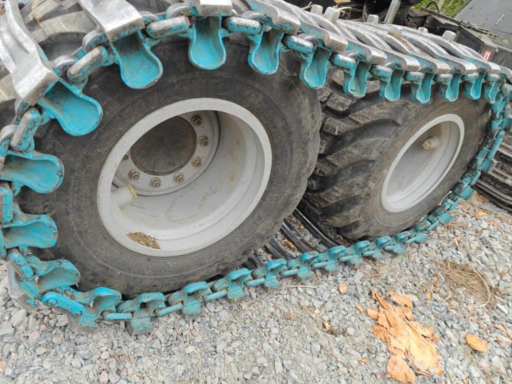 Komatsu 901 XC Combine forestiere