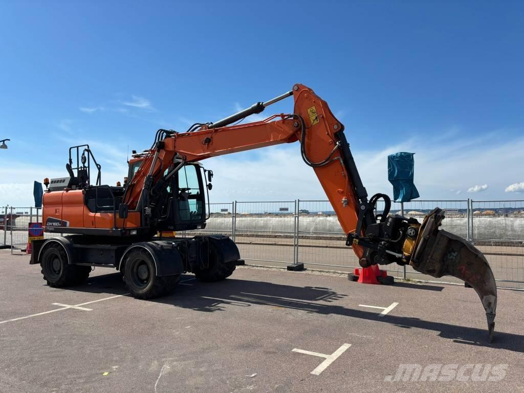 Doosan DX 160 W Excavatoare cu roti