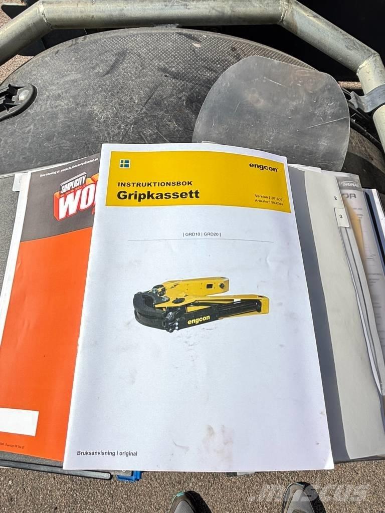 Doosan DX 160 W Excavatoare cu roti