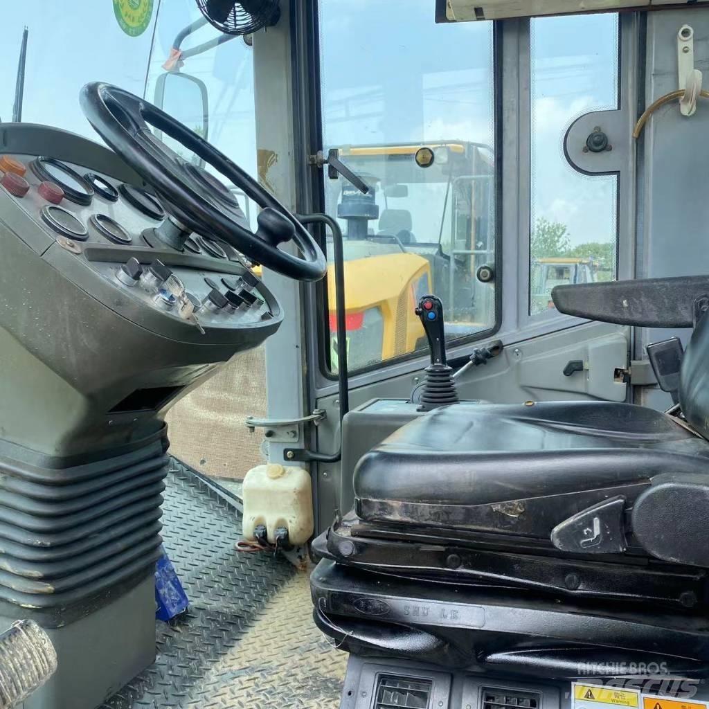 XCMG XS 223 J Compactoare monocilindrice