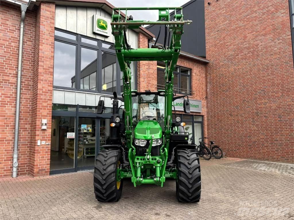 John Deere 6120M Tractoare