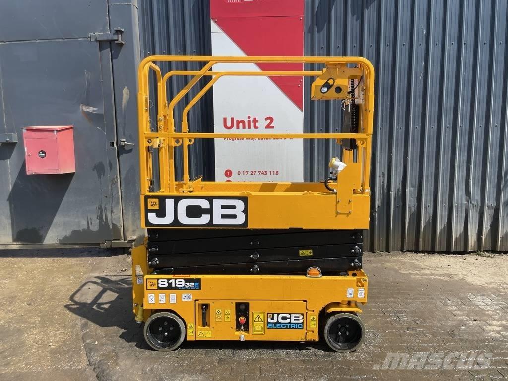 JCB S1932 EDRV Platforme foarfeca