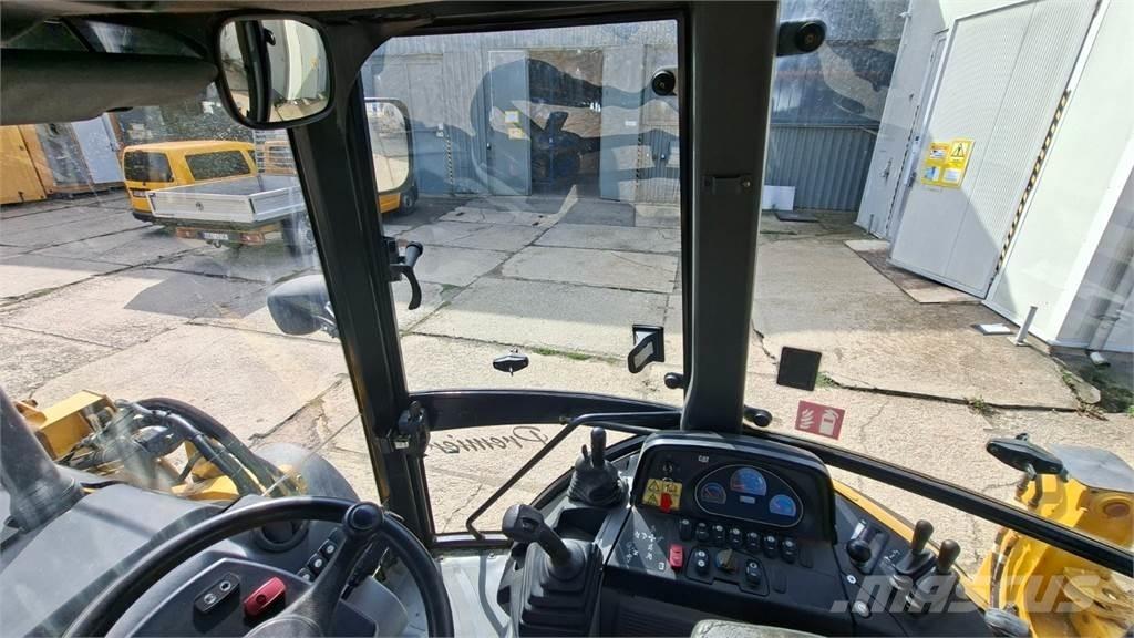 CAT 432 E 4X4 Utilaje construcții - Altele