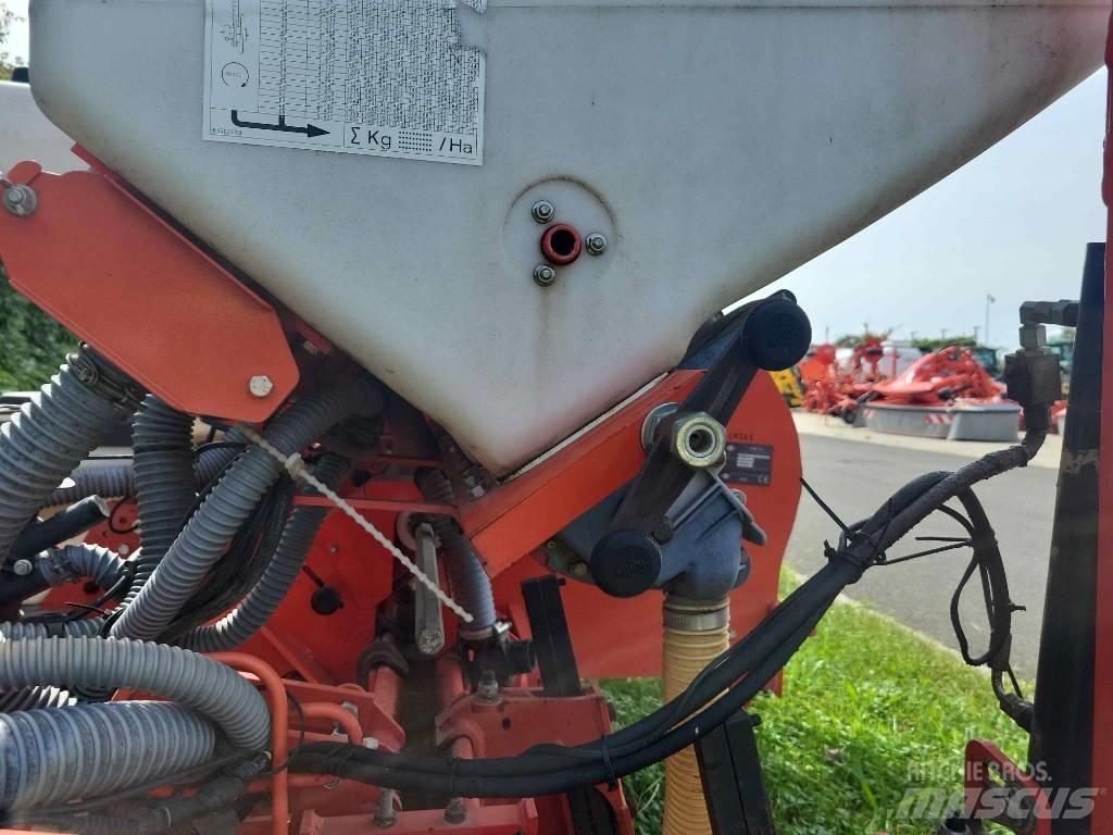 Kuhn Planter 3 Masini cu insamantare precisa