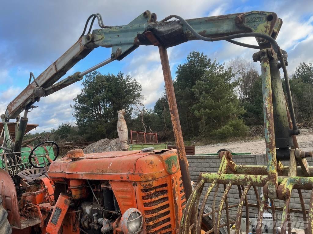 Fiat 4X2 Alte masini si accesorii pentru încarcat si sapaturi