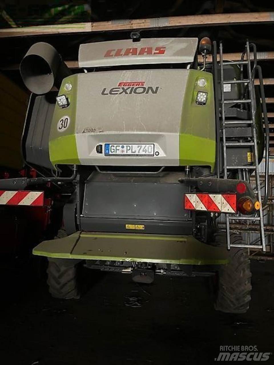 CLAAS lexion 740 Combine de secerat