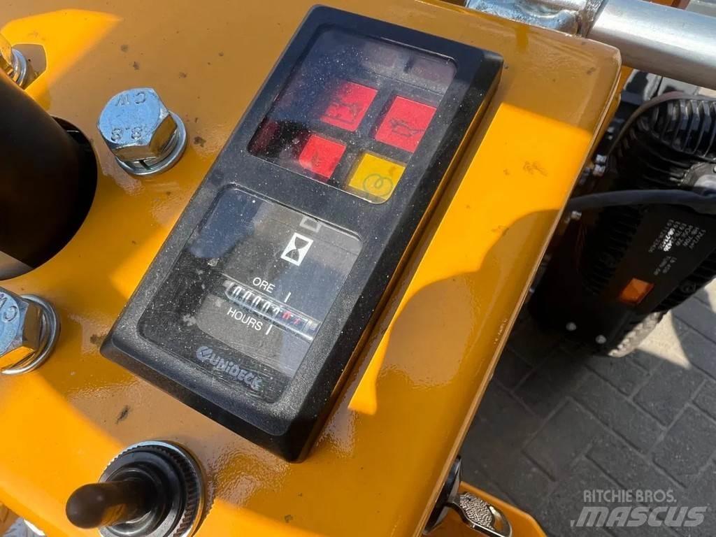 Knikmops KM85 Incarcator pe pneuri