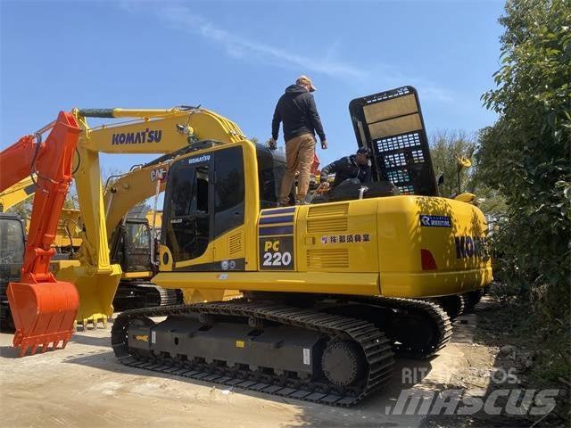 Komatsu PC 220-8 Excavatoare pe șenile
