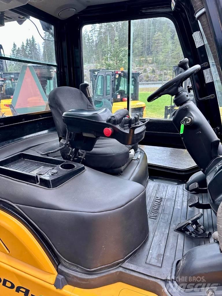 Hyundai 50DA-9 Stivuitor diesel
