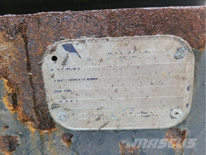 Hyundai HX 300 Excavatoare pe șenile
