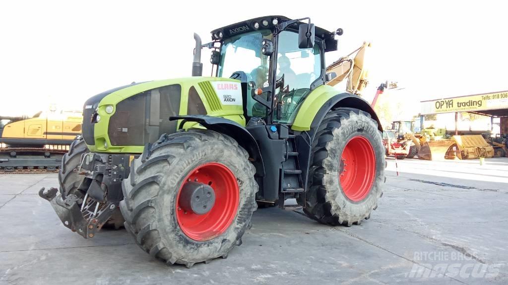 CLAAS Axion 920 Tractoare