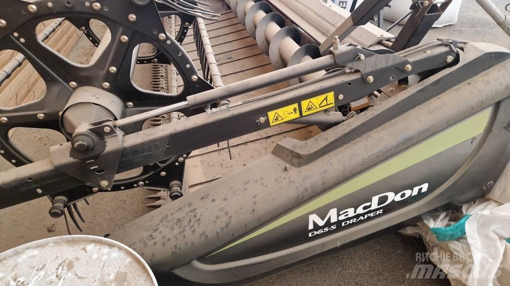 MacDon D 65 Combine capete pentru culegatoare