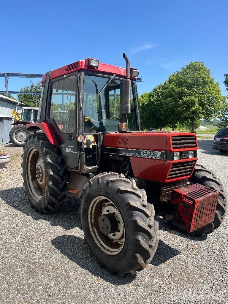 Case IH 685 XL Tractoare