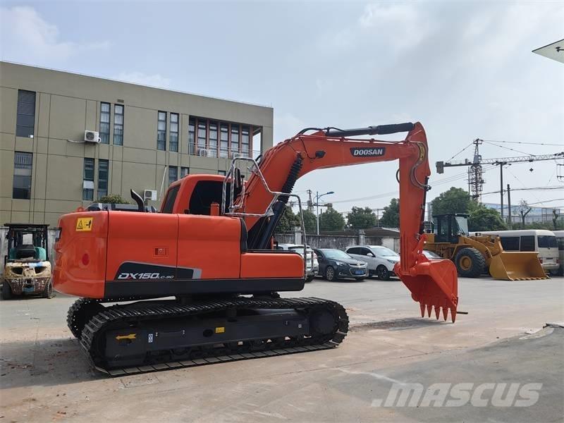 Doosan 150 Excavatoare pe șenile
