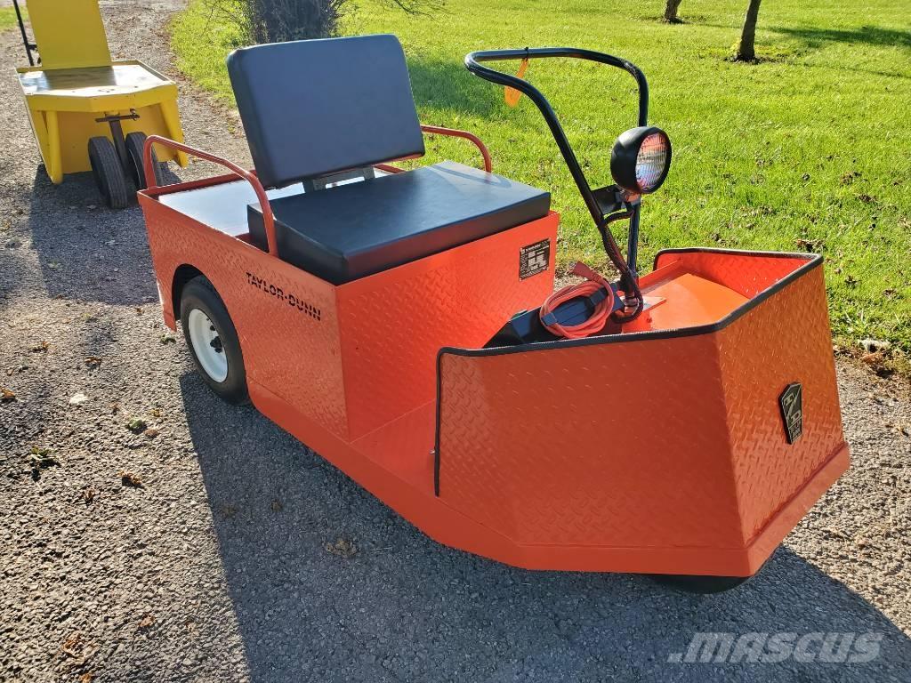 Taylor-Dunn SS536 Camioane de tractiune