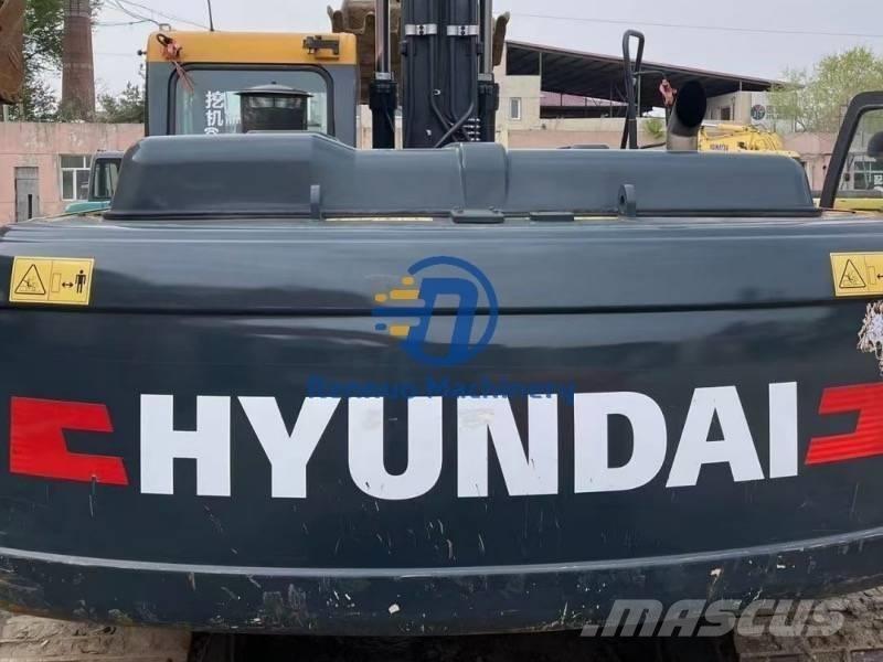 Hyundai 225VS Excavatoare pe șenile
