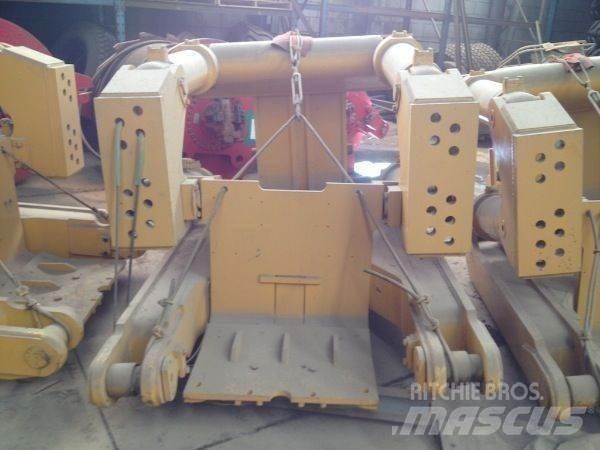 CAT D8K RIPPER Utilaje construcții - Altele
