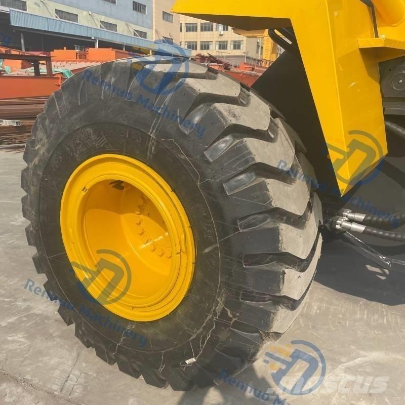 Komatsu WA380 Incarcator pe pneuri