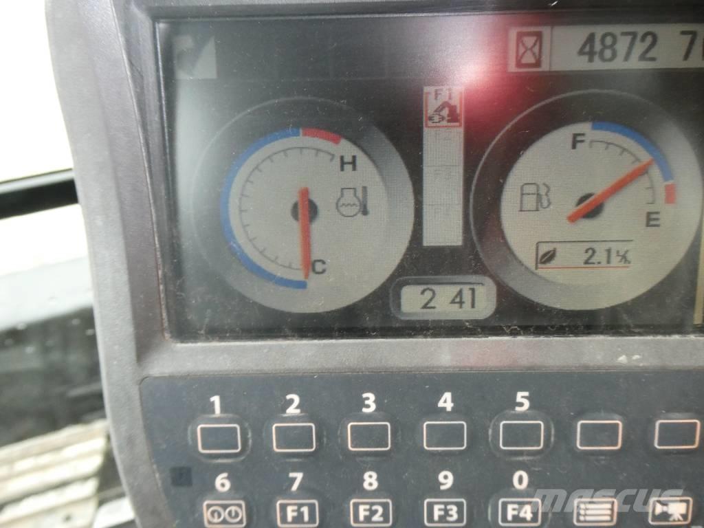 Hitachi ZX 135 US-3 Excavatoare pe șenile
