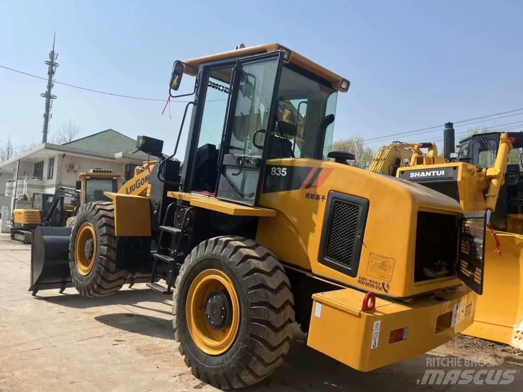 LiuGong 835 Excavatoare pe șenile
