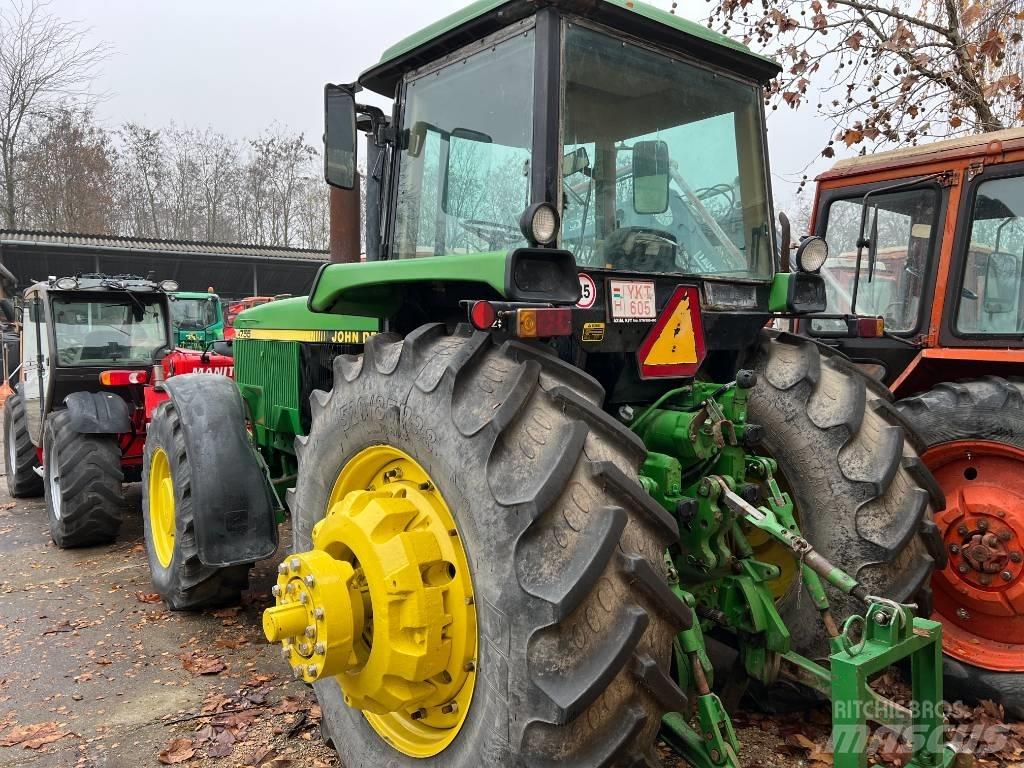 John Deere 4755 Tractoare