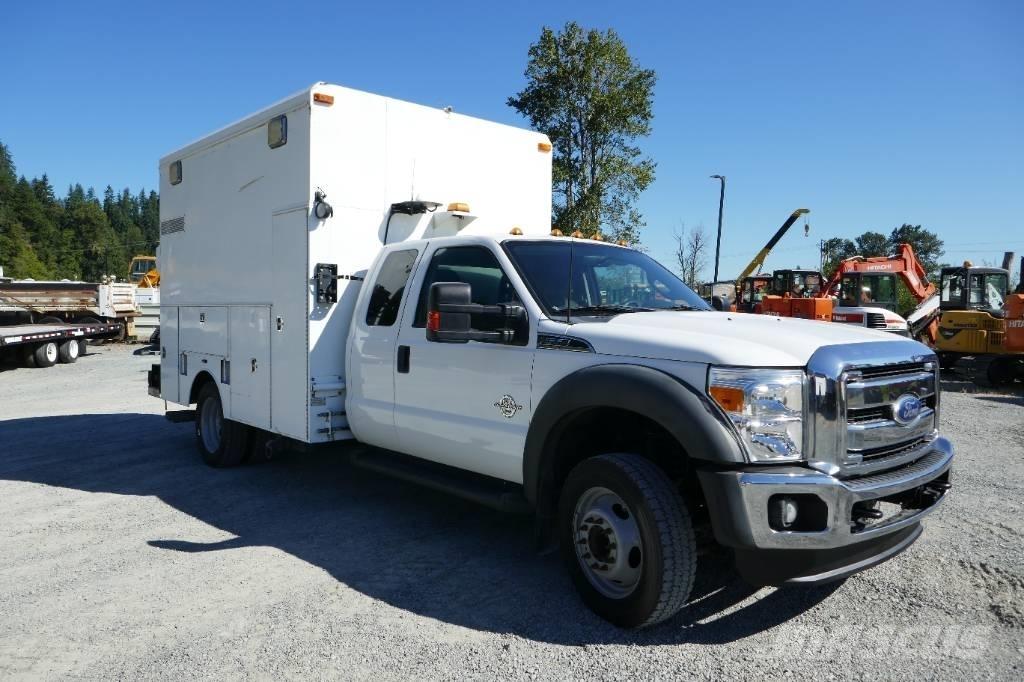 Ford F 550 Municipal/vehicul cu uz general