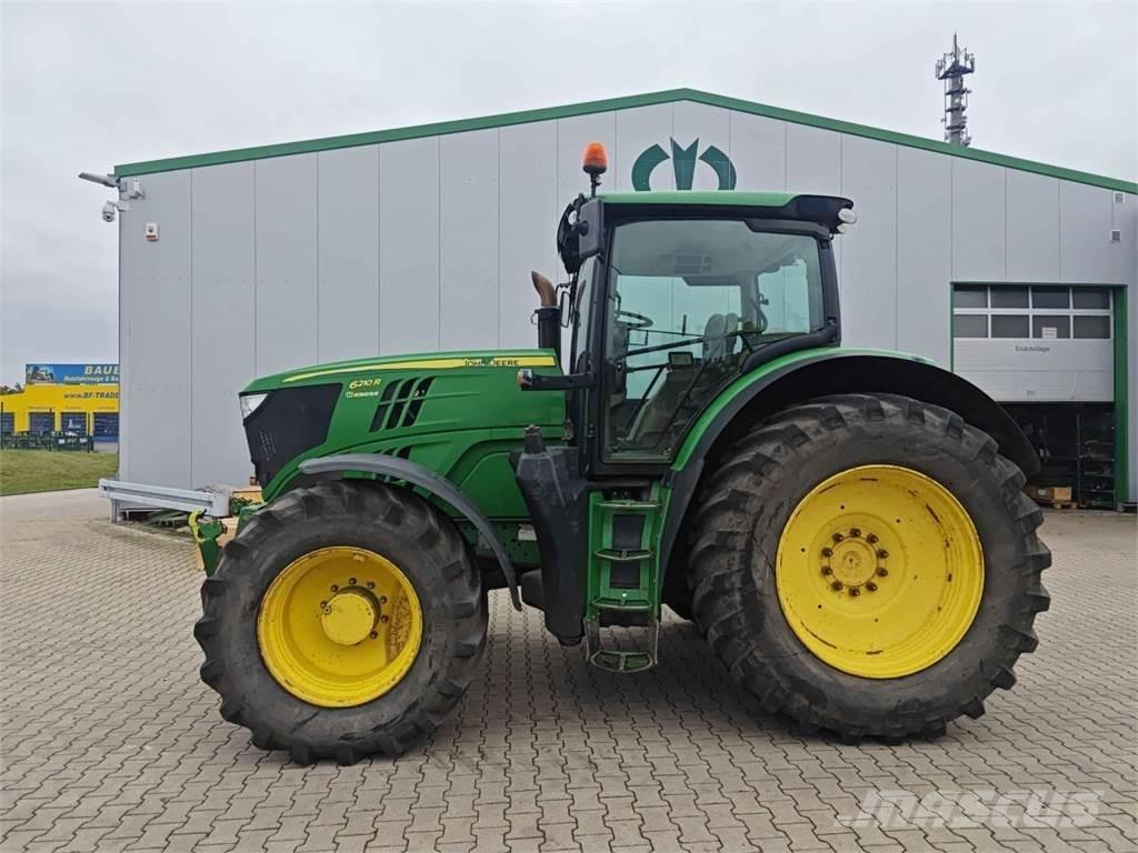 John Deere 6210R Tractoare