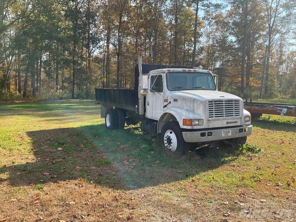 International 4900 Autobasculanta