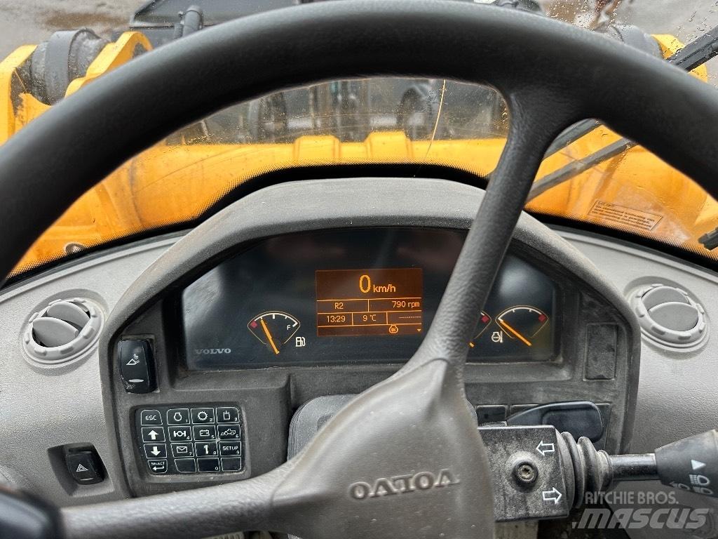 Volvo L45G Incarcator pe pneuri