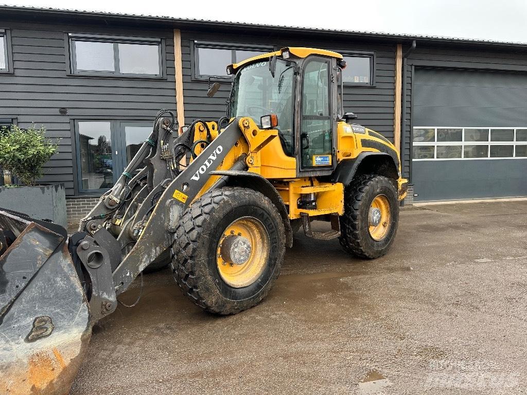 Volvo L45G Incarcator pe pneuri