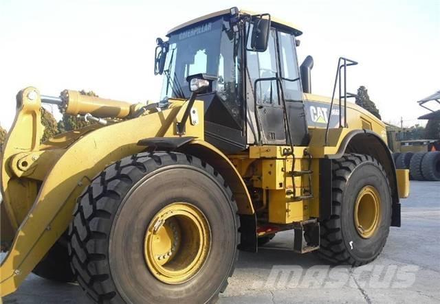 CAT 966F Incarcator pe pneuri