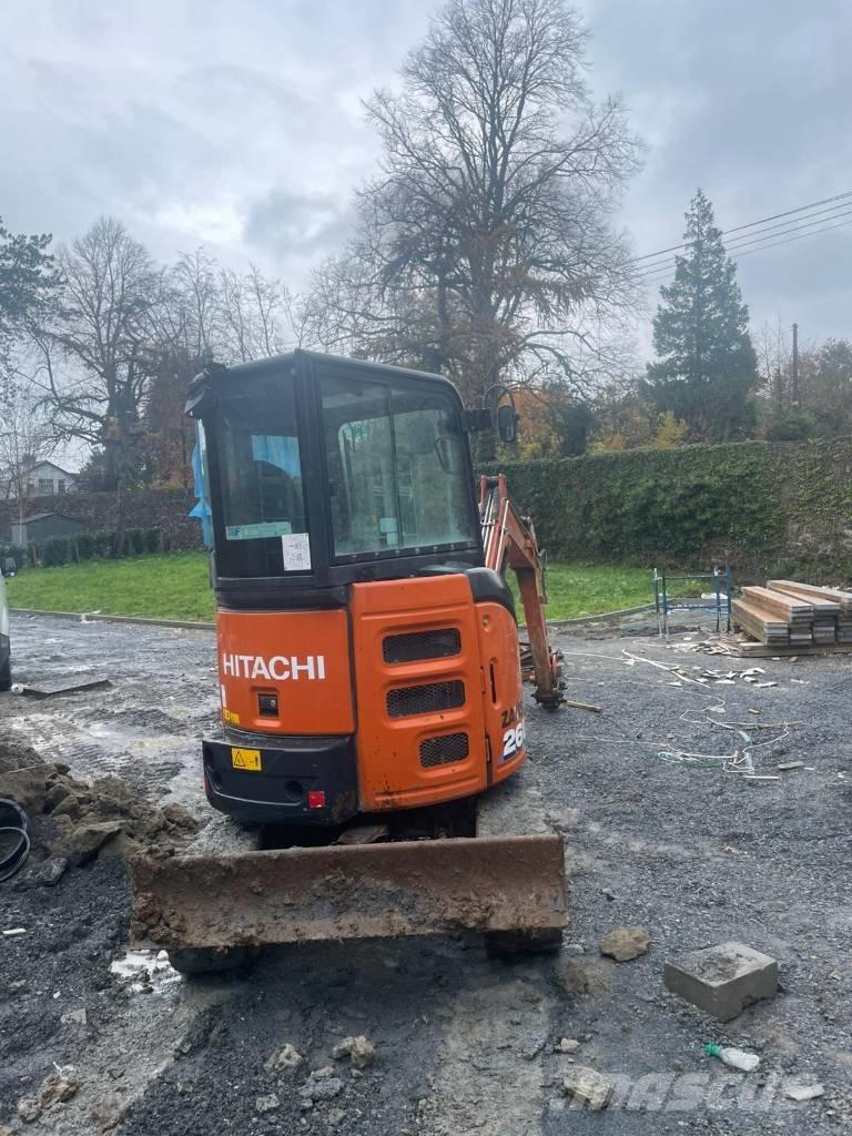 Hitachi ZX 26 U-6 CR Mini excavatoare < 7t