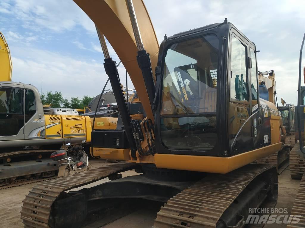 CAT 320 D Excavatoare pe șenile
