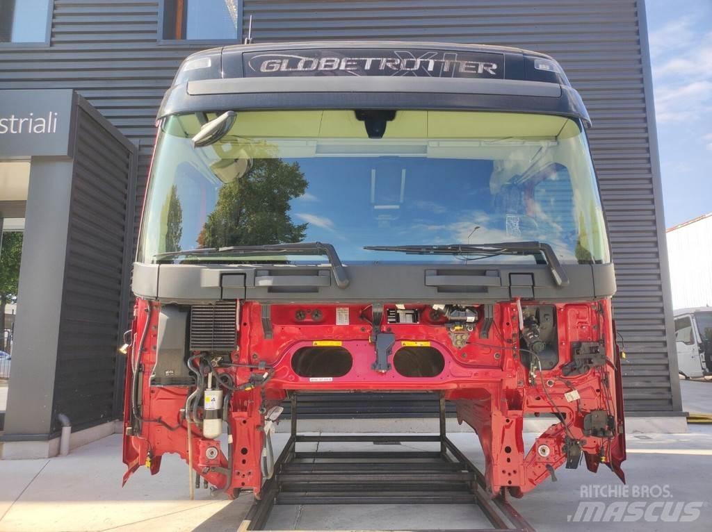 Volvo FH 4 L2 H3 Cabine si interior