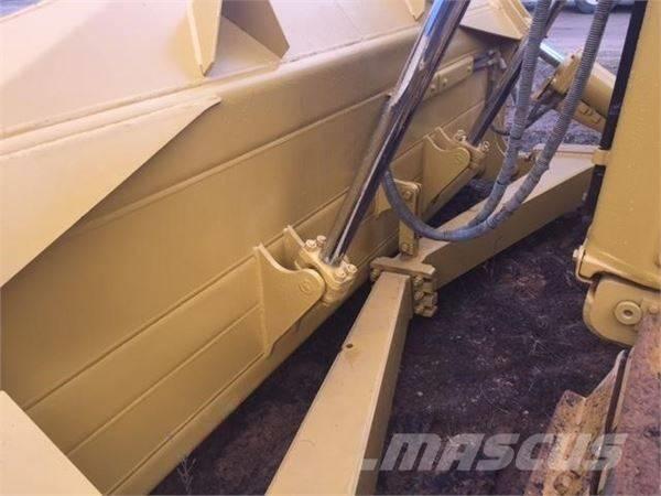 CAT D 6 R Buldozere pe senile