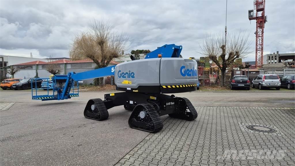 Genie S-45 TraX Nacele cu brat articulat