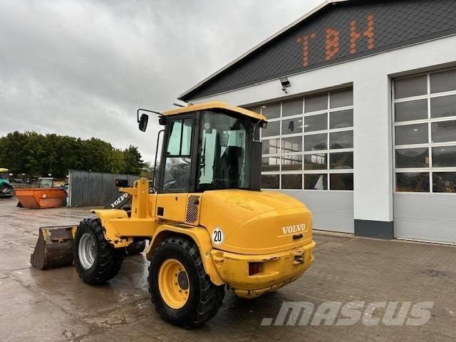 Volvo L 35 B Incarcator pe pneuri