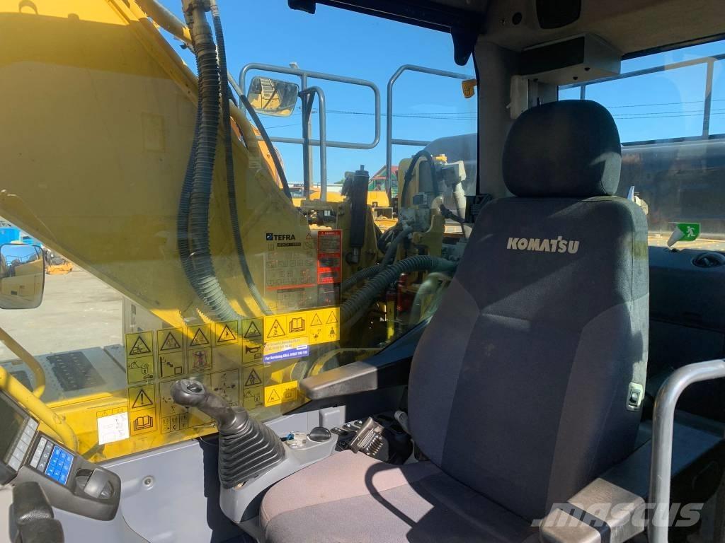 Komatsu HB 215 LC-3 Excavatoare pe șenile
