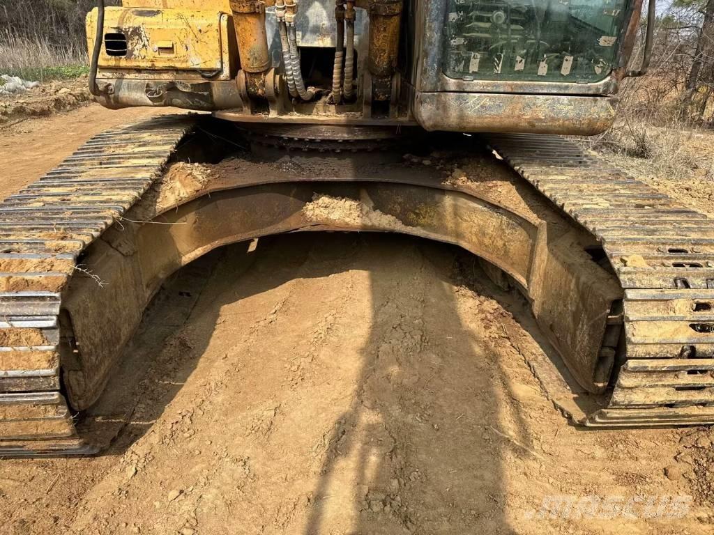 Hyundai 305LC-7 Excavatoare pe șenile
