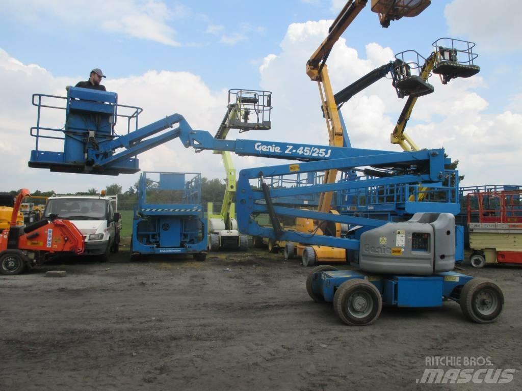 Genie Z 45/25 J DC Nacele cu brat articulat