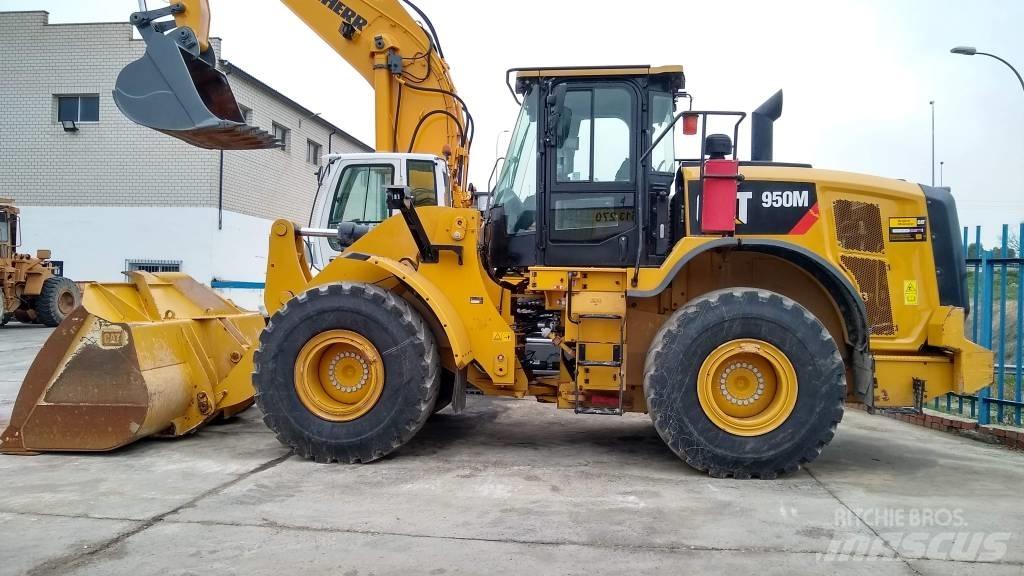 CAT 950M Incarcator pe pneuri