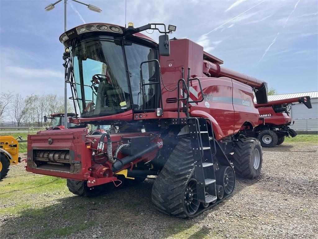 Case IH AF 7240 Combine de secerat