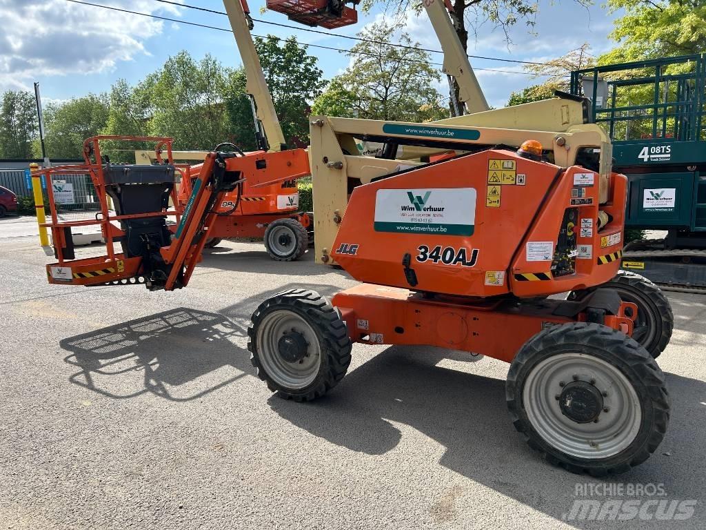 JLG 340 AJ Nacele cu brat articulat