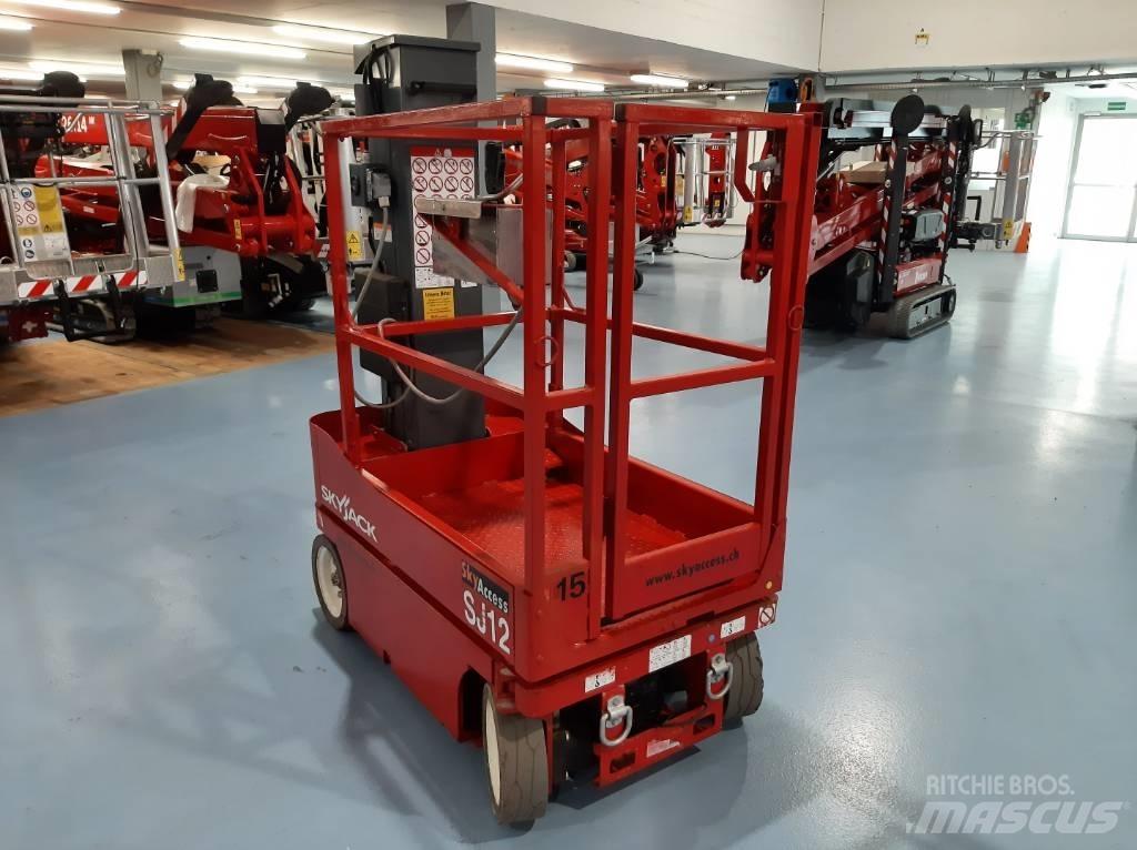 SkyJack SJ 12 Ascensoare verticale catarg