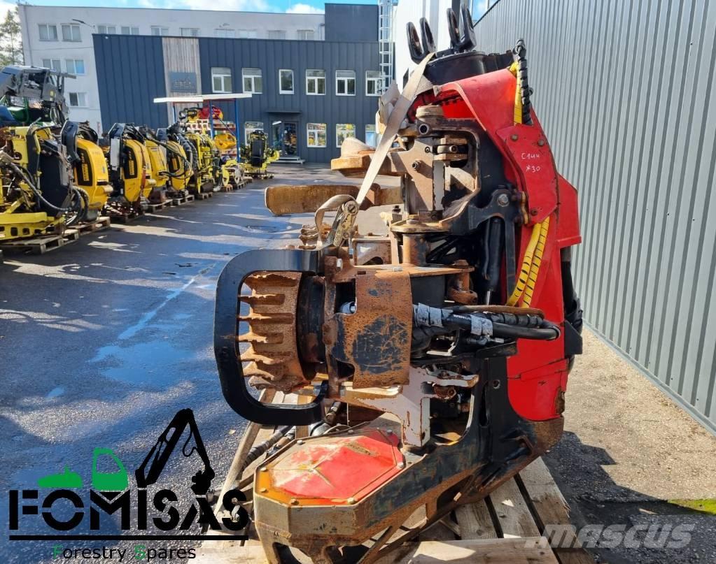 Komatsu C144 Capete pentru culegatoare