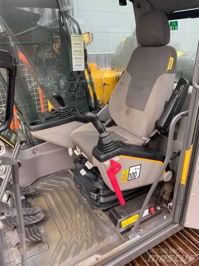 Volvo EC140E Excavatoare pe șenile
