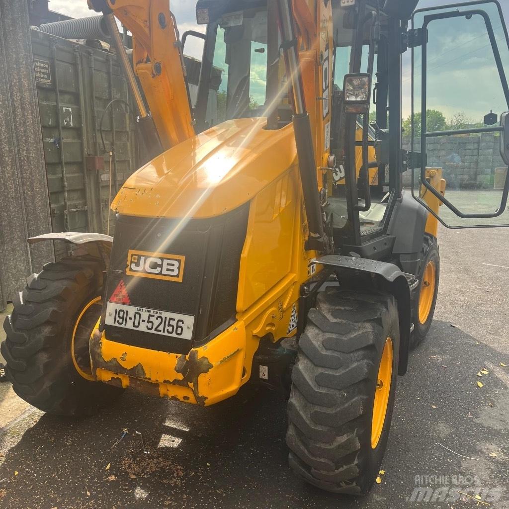 JCB 3CX Compact Buldoexcavatoare