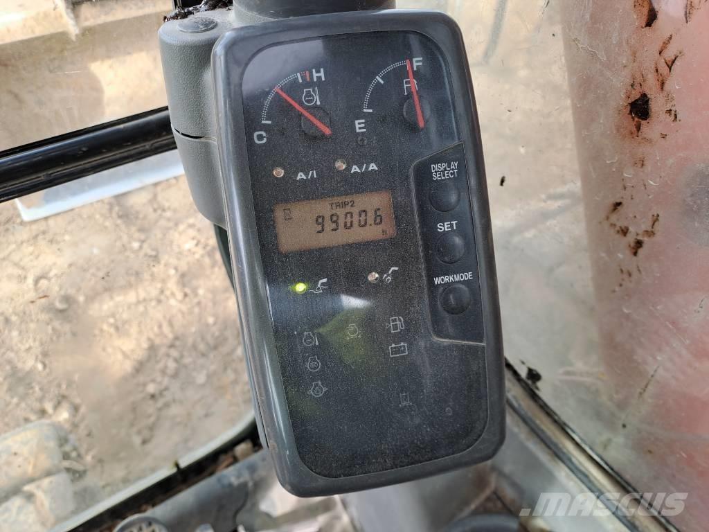 Hitachi ZX135US Excavatoare pe șenile
