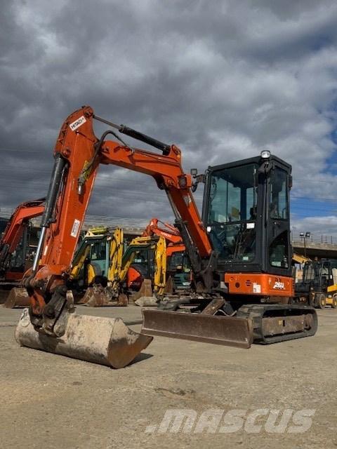 Hitachi ZX 26 U-6 CR Mini excavatoare < 7t