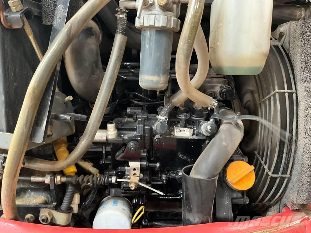 Takeuchi TB 215 R Mini excavatoare < 7t